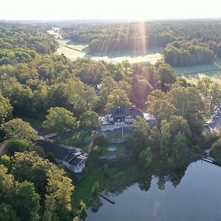 Balingsholm Hotel Huddinge Bagian luar foto